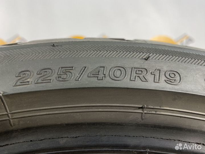 Bridgestone Potenza S001 225/40 R19 91V