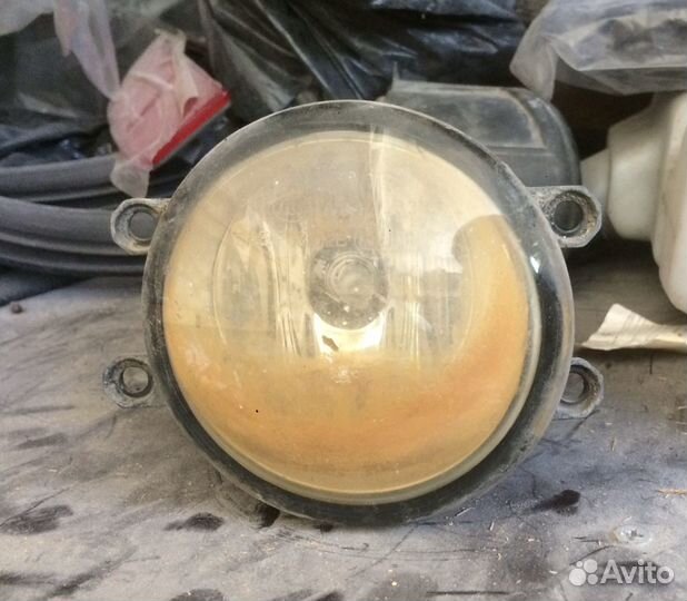 Противотуманка птф Toyota