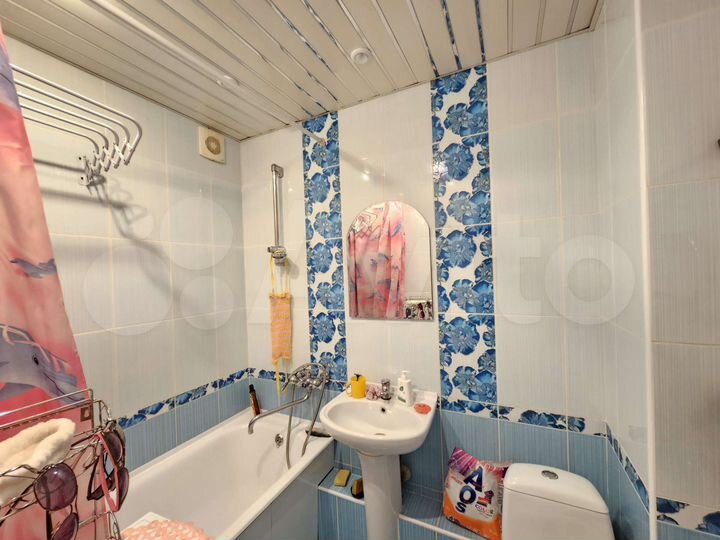 3-к. квартира, 61 м², 1/5 эт.