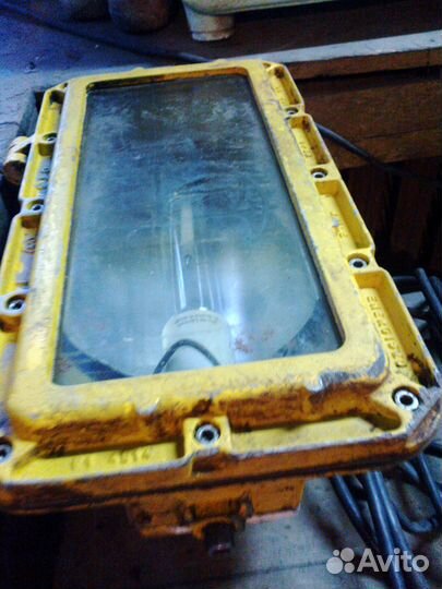 Прожектор противовзрывной D.T.S