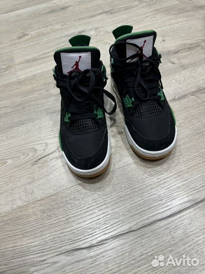 Кроссовки nike air jordan оригинал 39