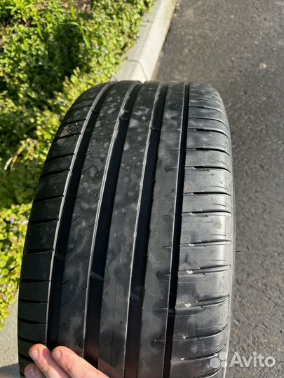 Michelin Pilot Sport 4 255/45 R20