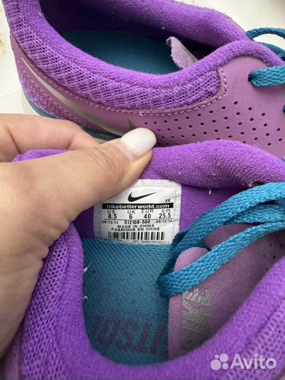 Кроссовки nike женские