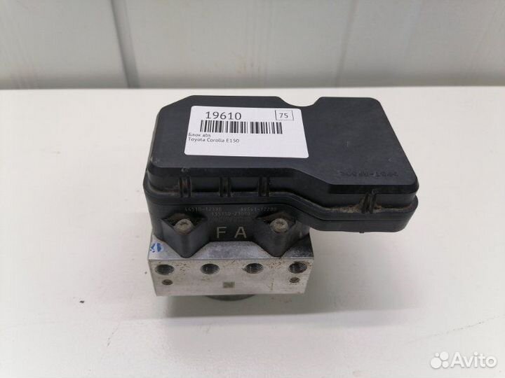 Блок abs Toyota Corolla E150