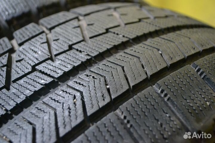 Bridgestone Blizzak VRX 205/55 R16