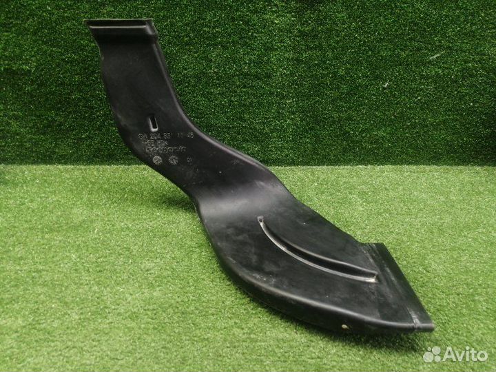 Воздуховод Mercedes Glk