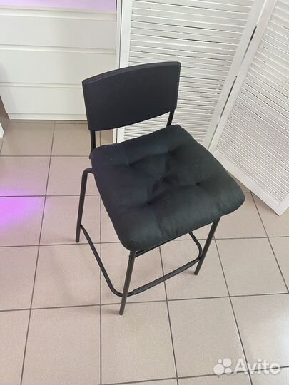 Стул для визажиста