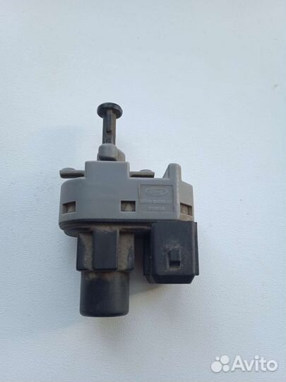 Концевик датчик стоп сигнала Ford Explorer 2 Форд