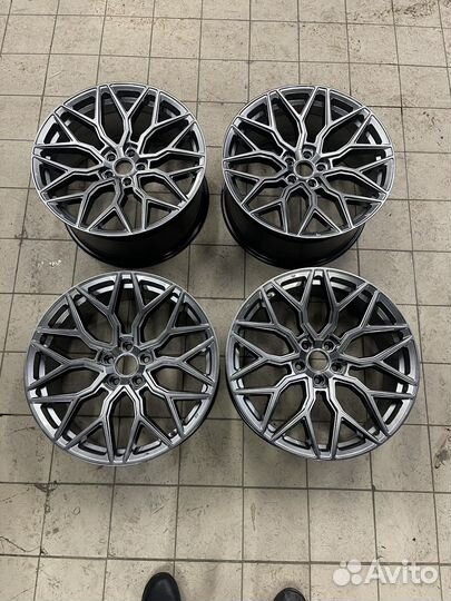 Диски Vossen r20 5.112 разно широкие