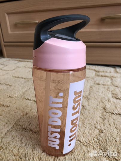 Бутылка Nike