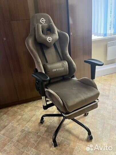 Компьютерное игровое кресло
