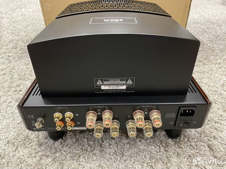 Ламповый усилитель мощности Ekco ev55st