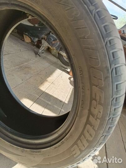 Bridgestone Dueler H/P Sport 235/55 R17