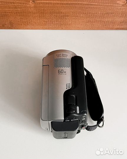 Цифровая видео камера, фотоаппарат Sony DCR SR 47