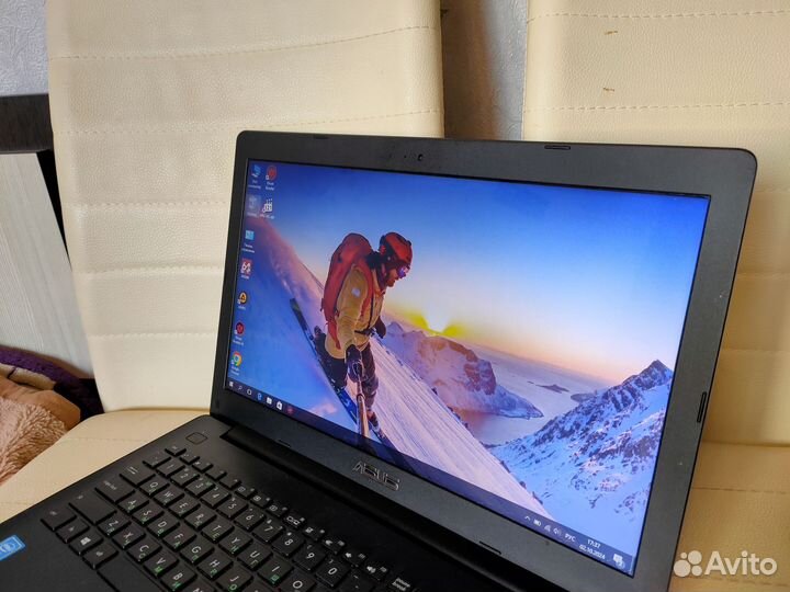 Ноутбук asus