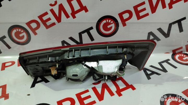 Фонарь левый Toyota Corona Premio ST210 3S-FSE