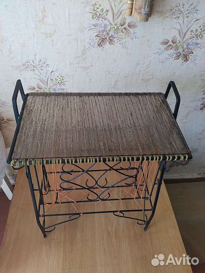 Полка газетница