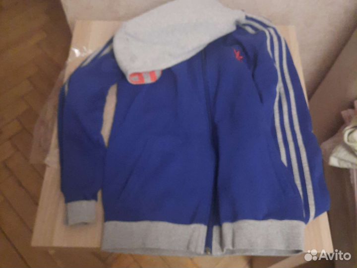 Кофта adidas оригинал, р.164