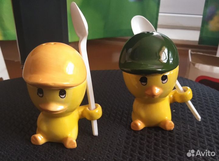 Подставка под яйцо фарфор