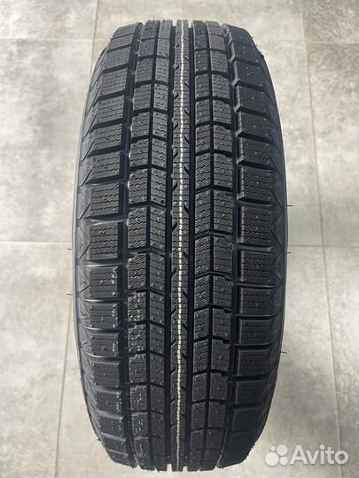 Boto BS 66 215/70 R16 100S