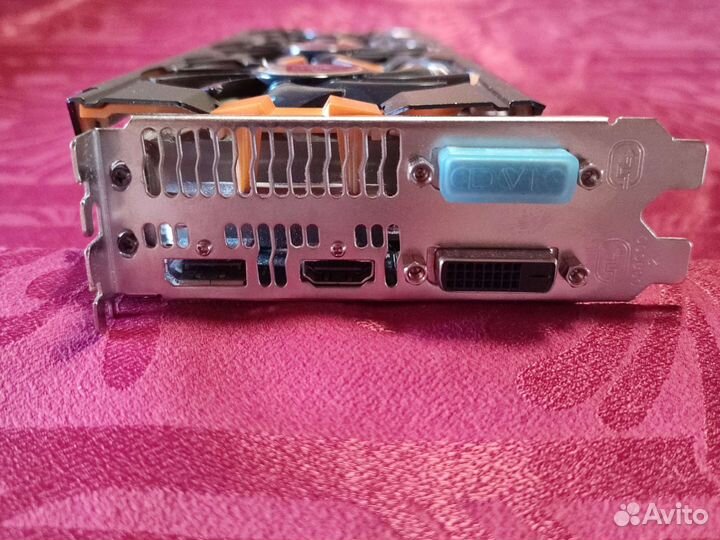 Видеокарта AMD Radeon R9 290 4Gb gddr5