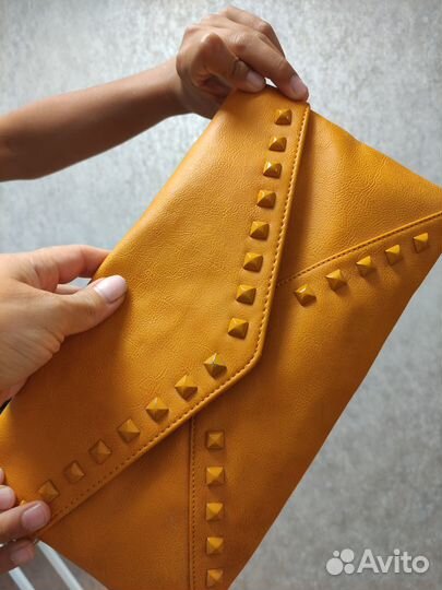 Продам свою женскую сумку