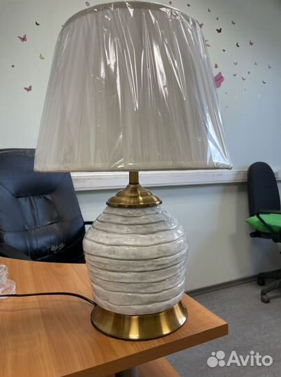 Керамическая лампа ручной работы