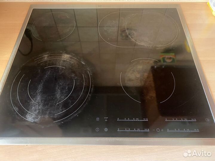 Электрическая варочная панель Electrolux