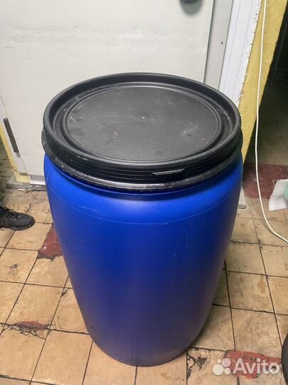 Бочка пластиковая 200л б/у