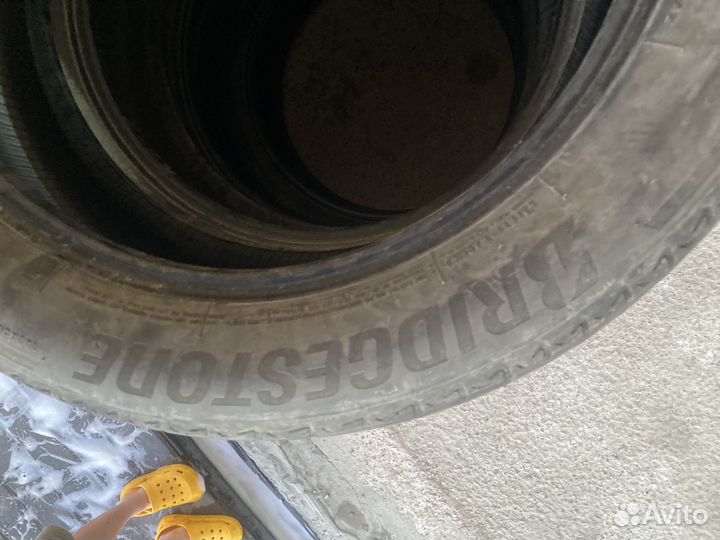 Bridgestone Alenza 001 245/50 R19