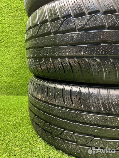 LingLong Green-Max Winter UHP 215/55 R17 94V