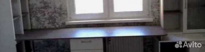 Детская рабочая зона у окна