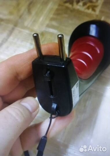 Ручной фонарь 70 м от сети