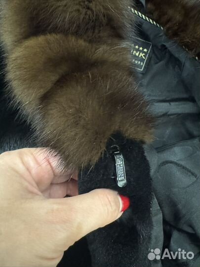 Шуба норковая с соболиным капюшоном