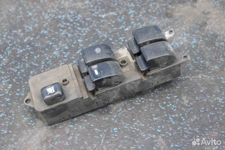 Блок управления стеклоподъемниками Mitsubishi Lanc