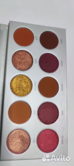 Палетки теней Morphe Jaclyn Hill