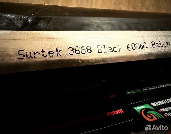 Surtek 3668 полиуретановый клей-герметик