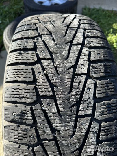 Nokian Tyres Hakkapeliitta 7 SUV 285/60 R18