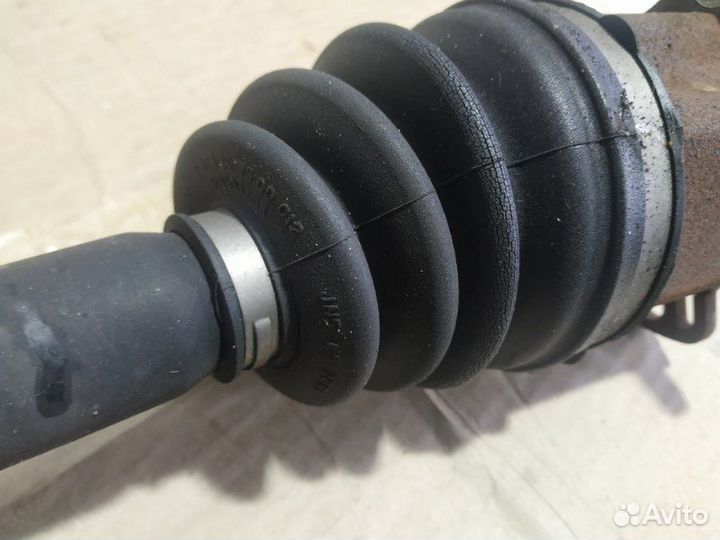 Привод передний левый Audi A6 C6 3.2 2007