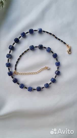 Колье (чокер) из содалита и чёрного агата