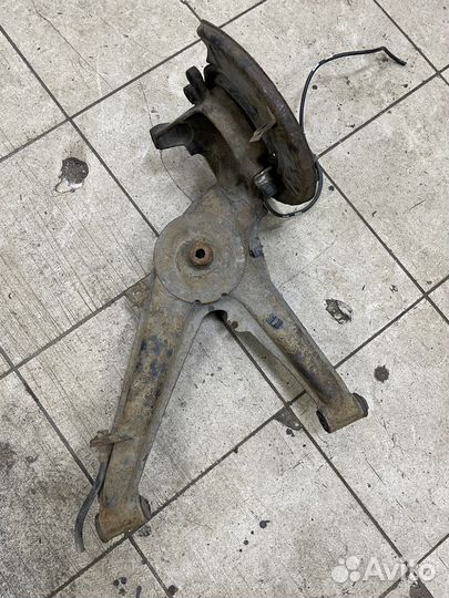 Дисковые задние рычаги е30 e30 bmw бмв