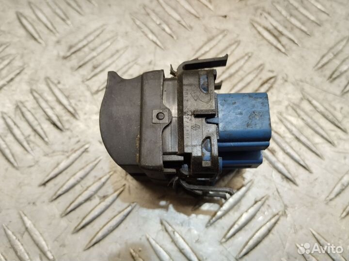 Блок стеклоподъёмников Renault Megane 2