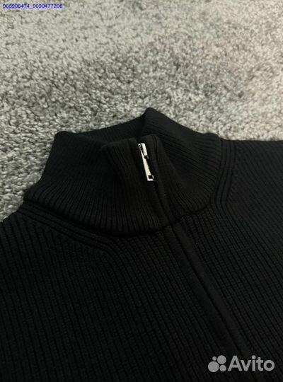 Элегантный кардиган от Maison Margiela