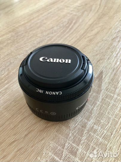 Объектив Canon EF 50mm f/1.8 II