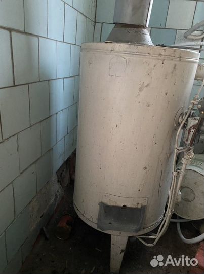 Газовый котел вместе с трубами