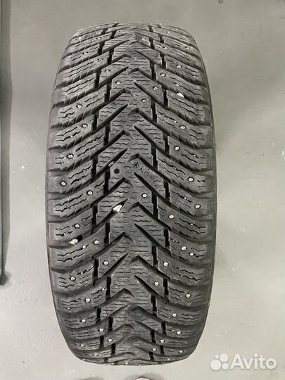 Nokian Tyres Hakkapeliitta 8 SUV 225/60 R17