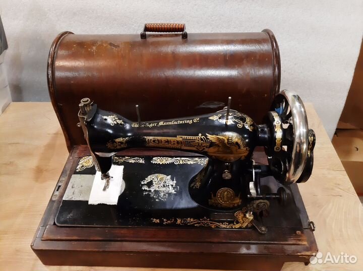 Швейная машинка 