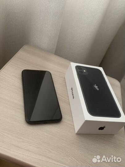 iPhone 11, 64 ГБ