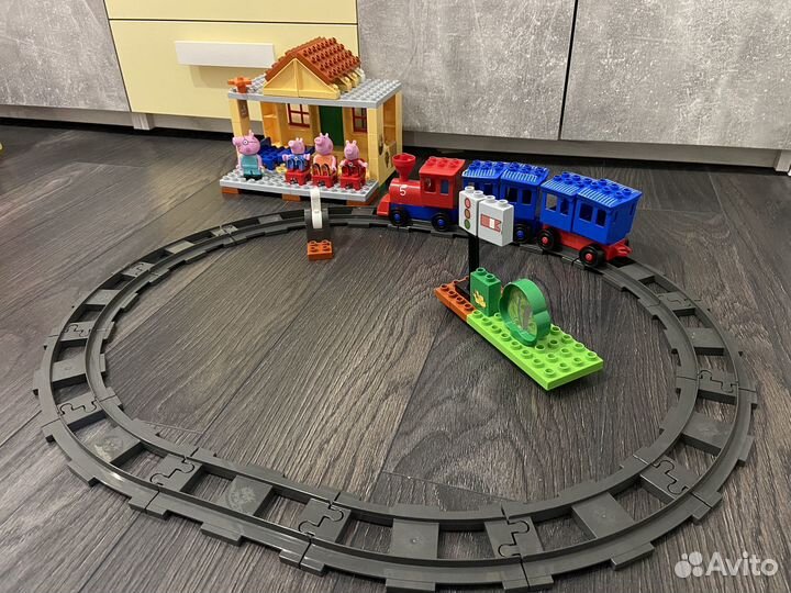 Поезд констркутор peppa playbig