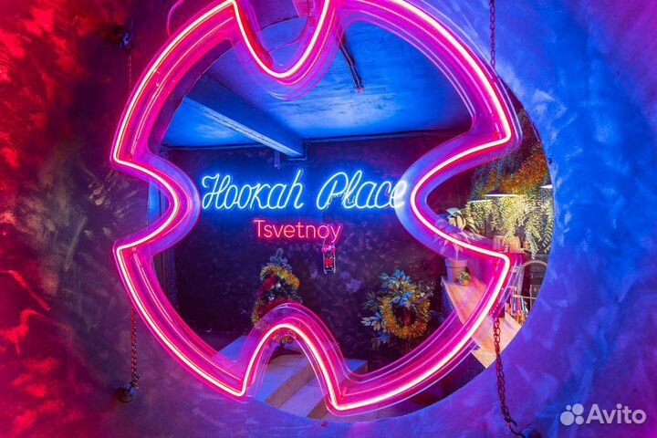 Бармен официант